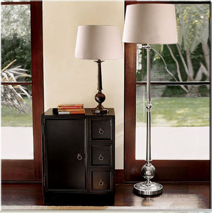 White Cloth Art Chrome-Plated Modern Table Lamps