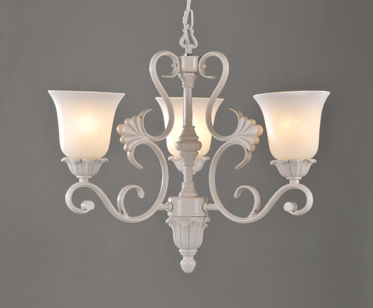 Exquisite 3-Light White Metal Retro Chandeliers