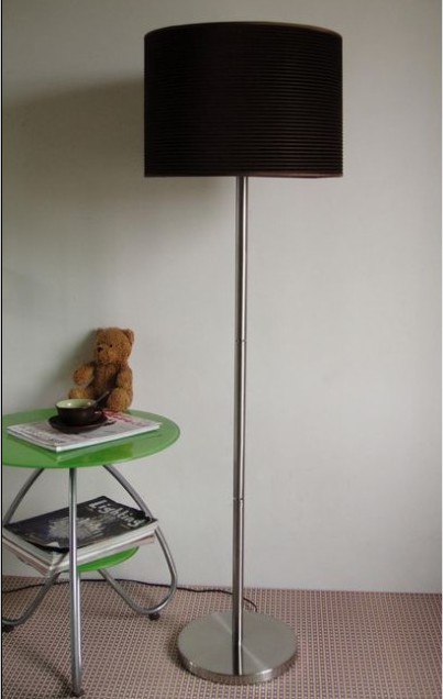 Modern Black Adjustable Floor Lamp with White/Black Basis
