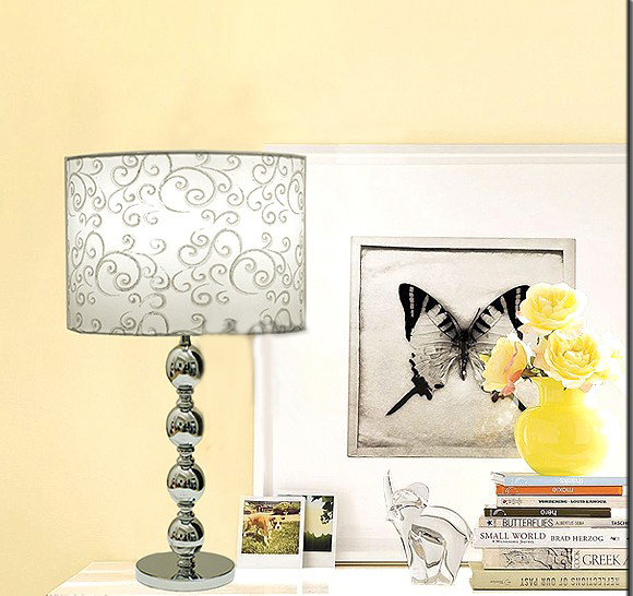 White Art Printed Chrome Table Lamps