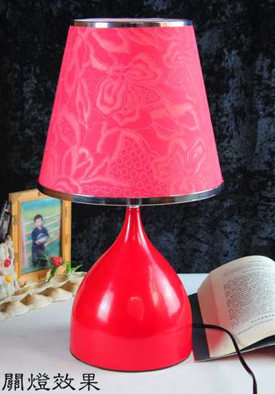 Red Printed Cloth Art Bedside Table Lamps