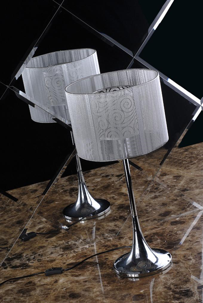 Wire Drawing Chrome-Plated Modern Table Lamps