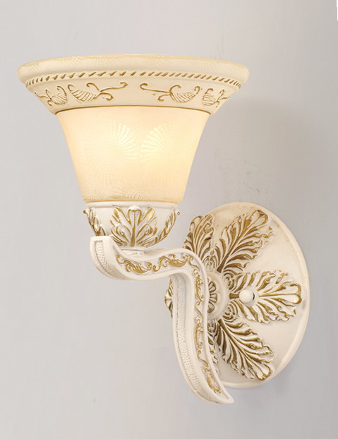 1-Light Offwhite with Gold Metal Wall Lamps