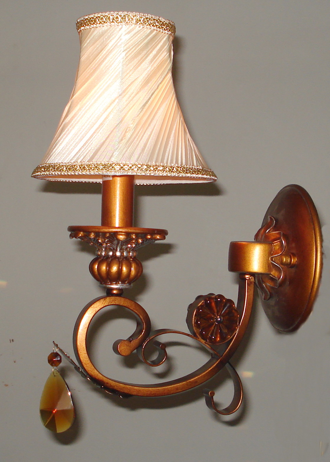 1-Light Printed Cloth Art Cover Copper Body Antique Wall Lamps with Crystal